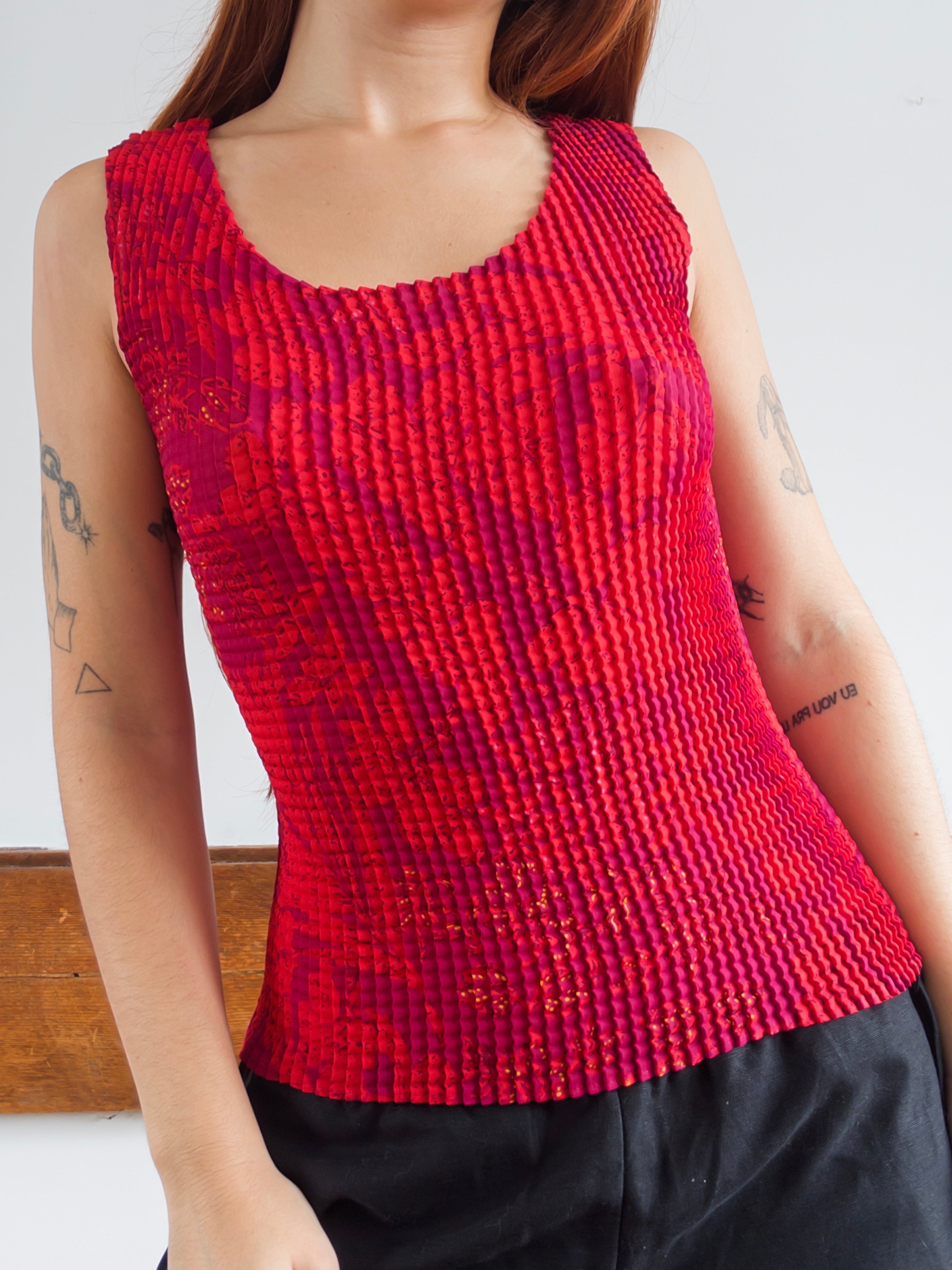 Crinkle Tank