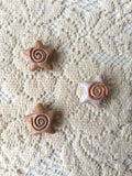 Swirl Star Magnet