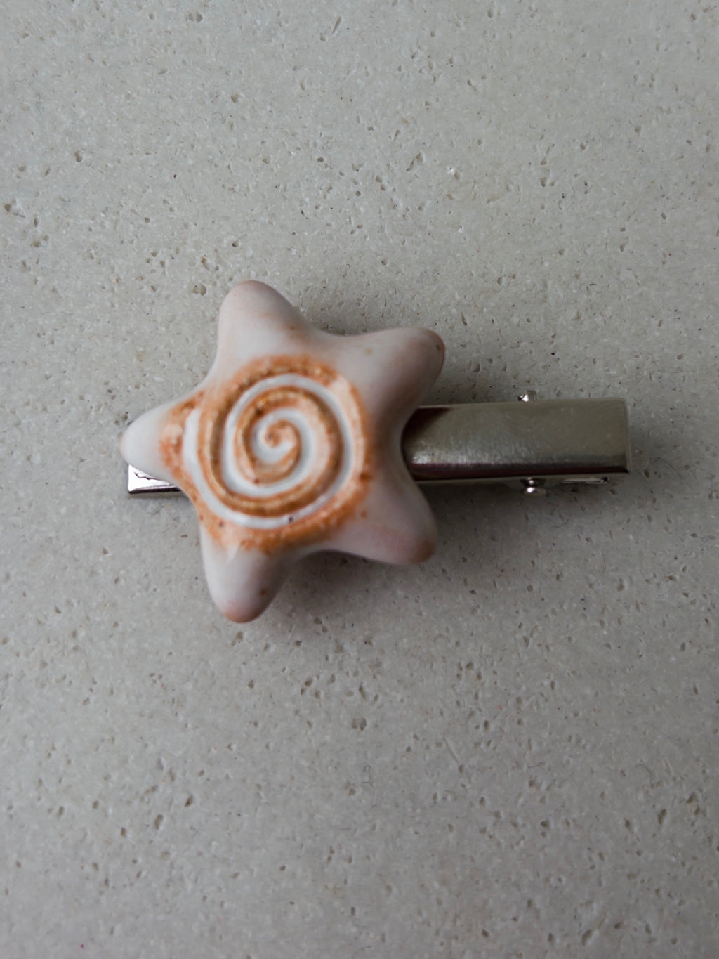 Swirl Star Clip