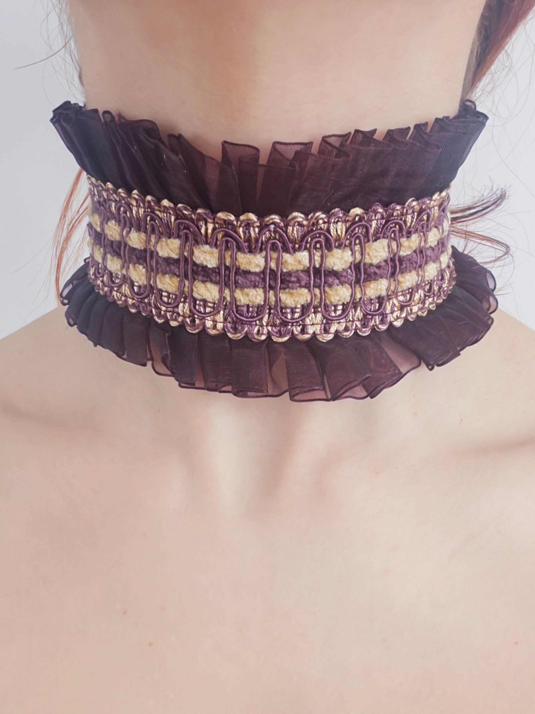 Plum Clown Collar