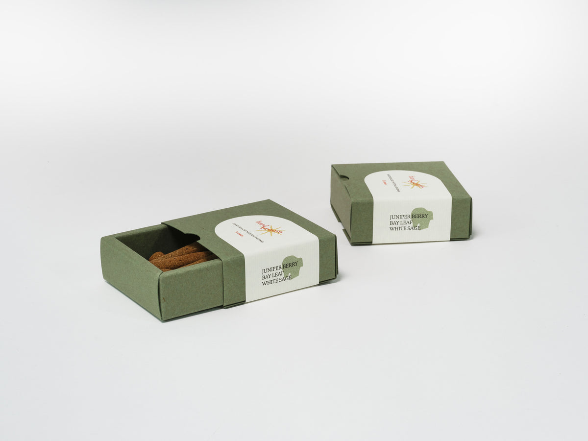 Juniper Berry, Bay Leaf and White Sage